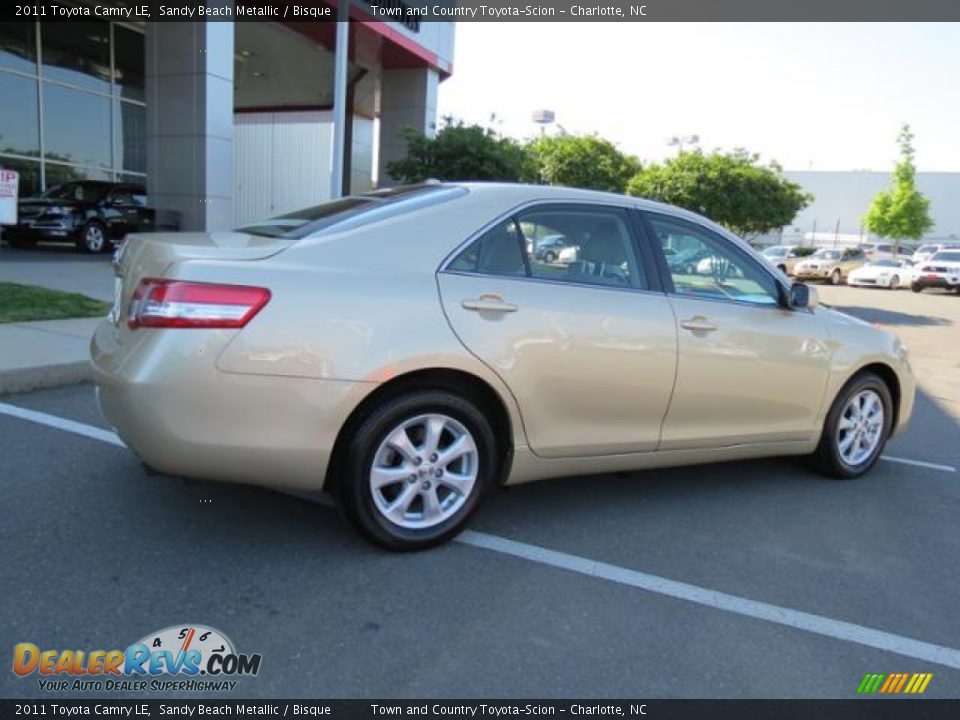 2011 Toyota Camry LE Sandy Beach Metallic / Bisque Photo #33