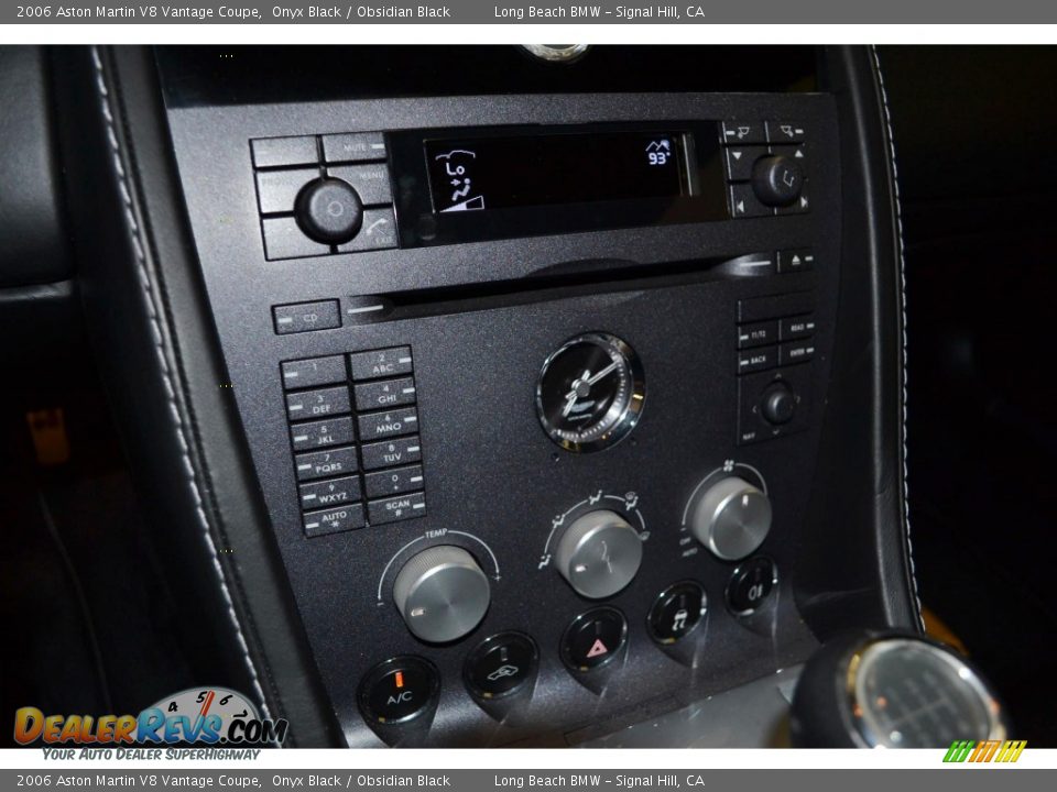 Controls of 2006 Aston Martin V8 Vantage Coupe Photo #21