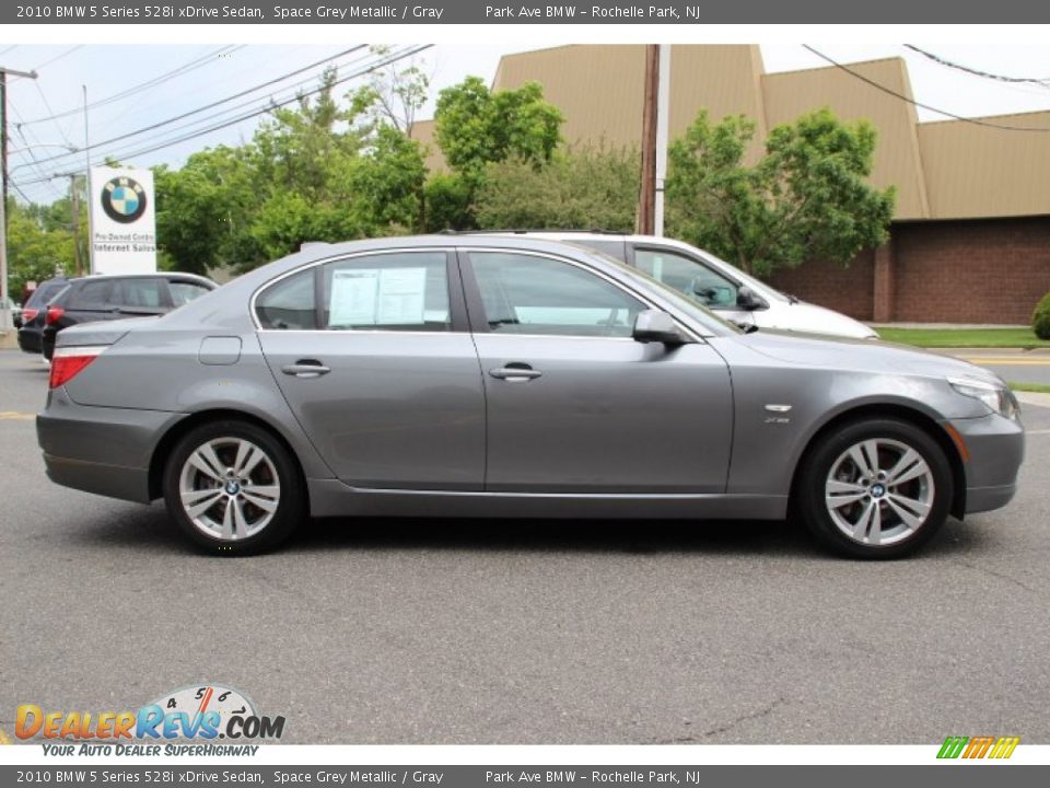 2010 BMW 5 Series 528i xDrive Sedan Space Grey Metallic / Gray Photo #4