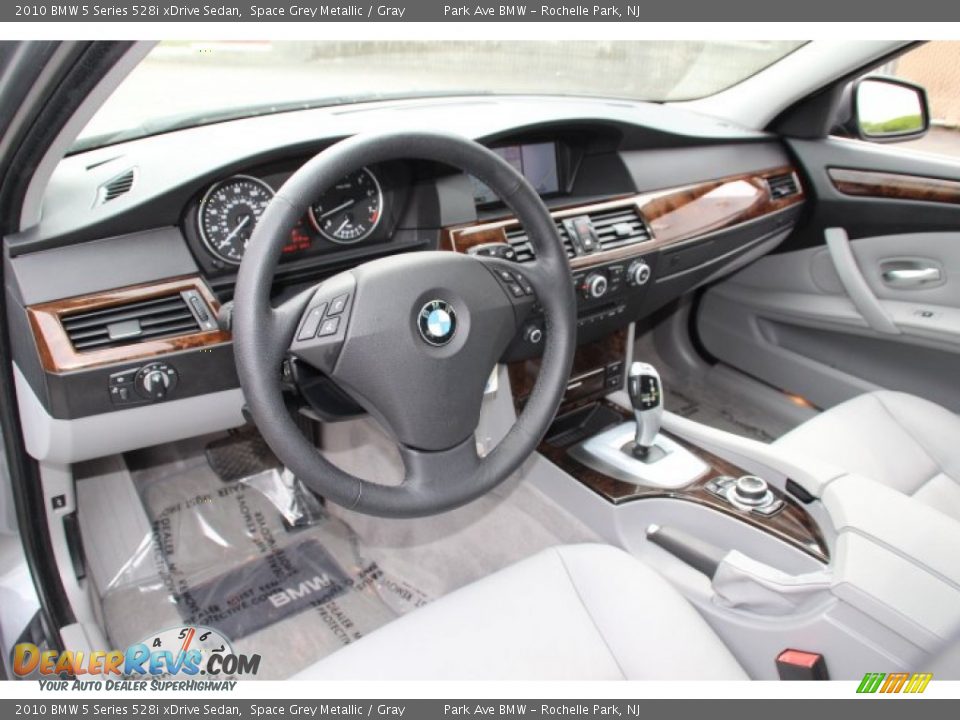 2010 BMW 5 Series 528i xDrive Sedan Space Grey Metallic / Gray Photo #10