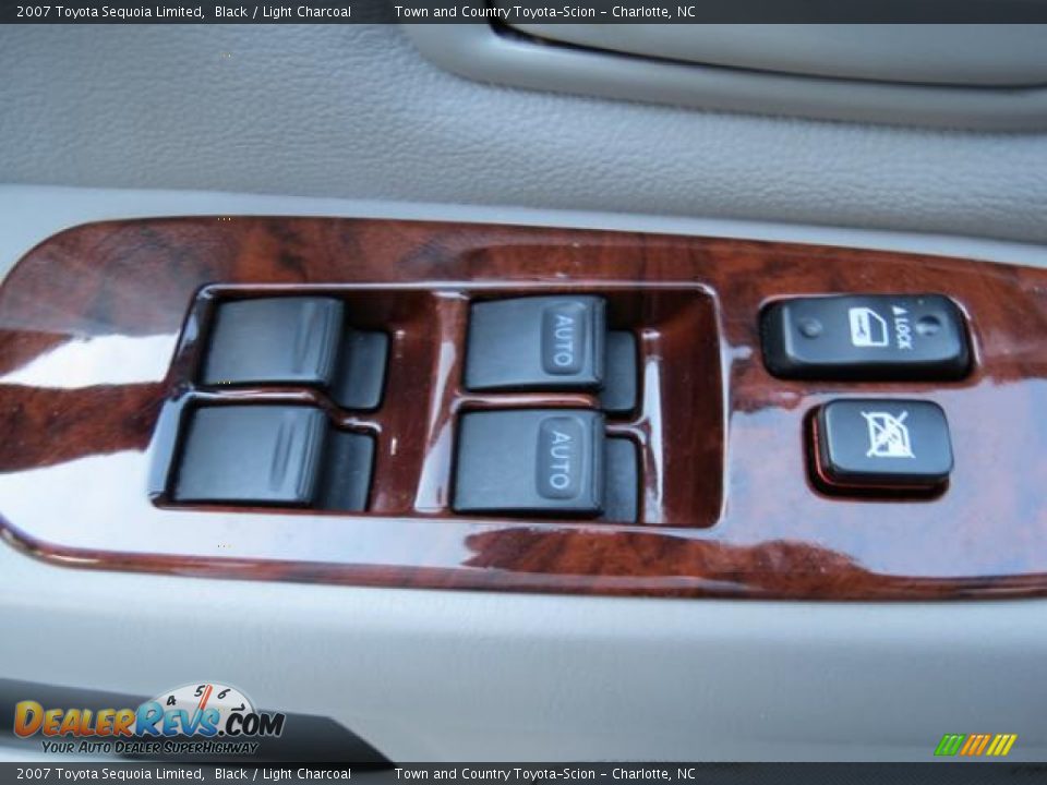 2007 Toyota Sequoia Limited Black / Light Charcoal Photo #17