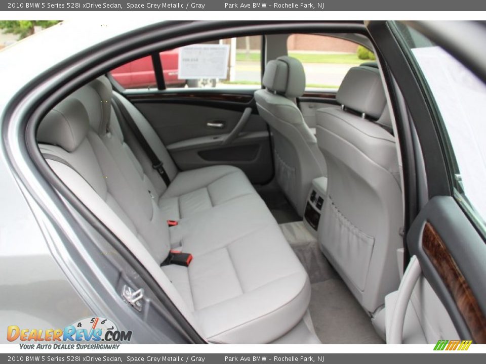 2010 BMW 5 Series 528i xDrive Sedan Space Grey Metallic / Gray Photo #24