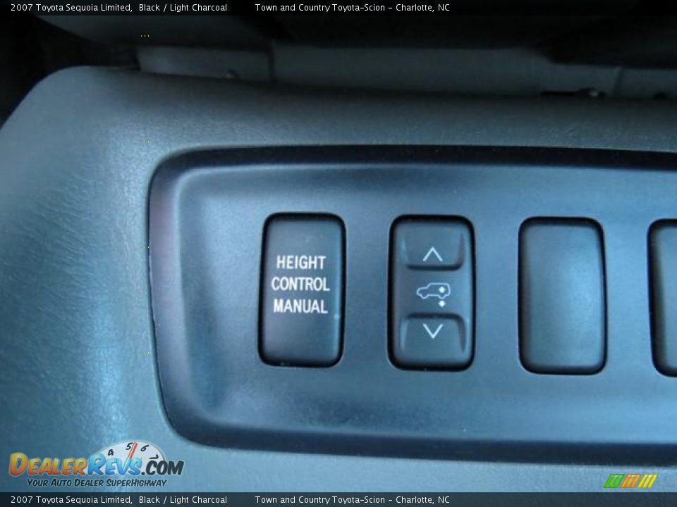 2007 Toyota Sequoia Limited Black / Light Charcoal Photo #28