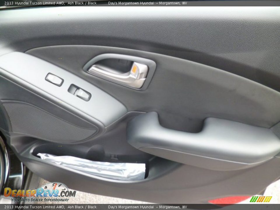 2013 Hyundai Tucson Limited AWD Ash Black / Black Photo #11
