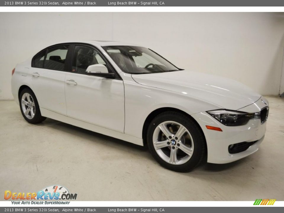 Front 3/4 View of 2013 BMW 3 Series 320i Sedan Photo #2