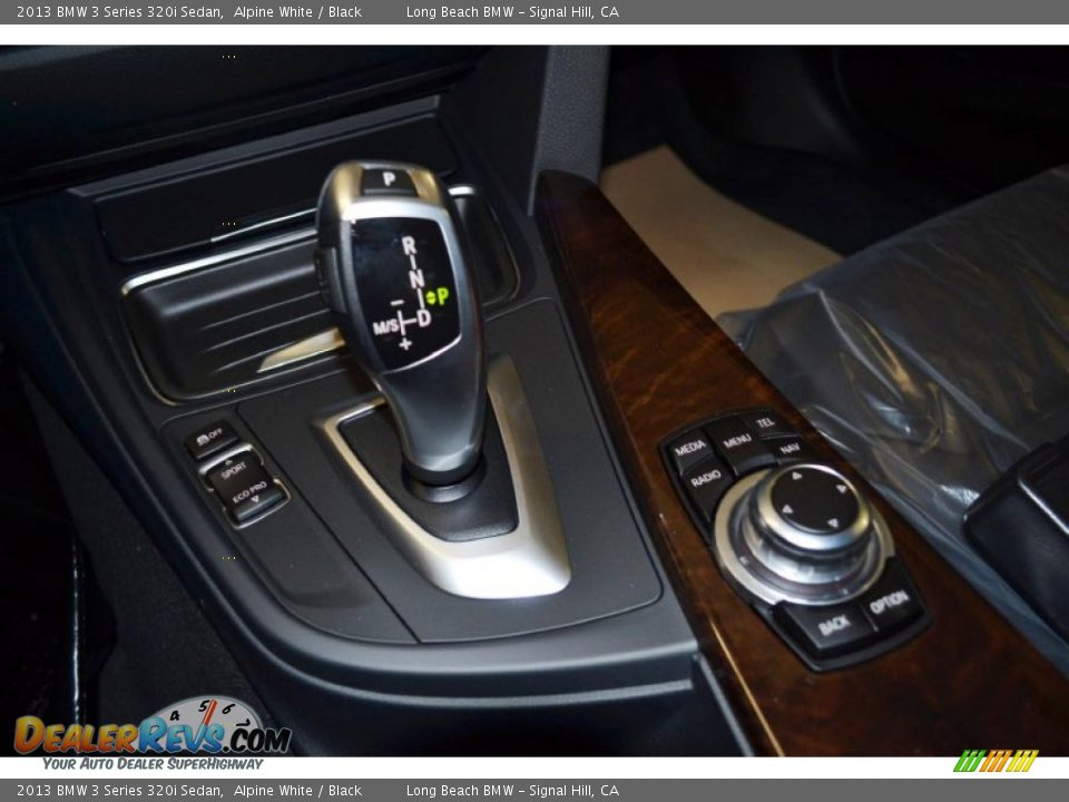 2013 BMW 3 Series 320i Sedan Shifter Photo #9