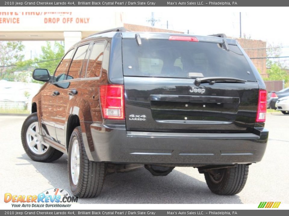 2010 Jeep Grand Cherokee Laredo 4x4 Brilliant Black Crystal Pearl / Dark Slate Gray Photo #2