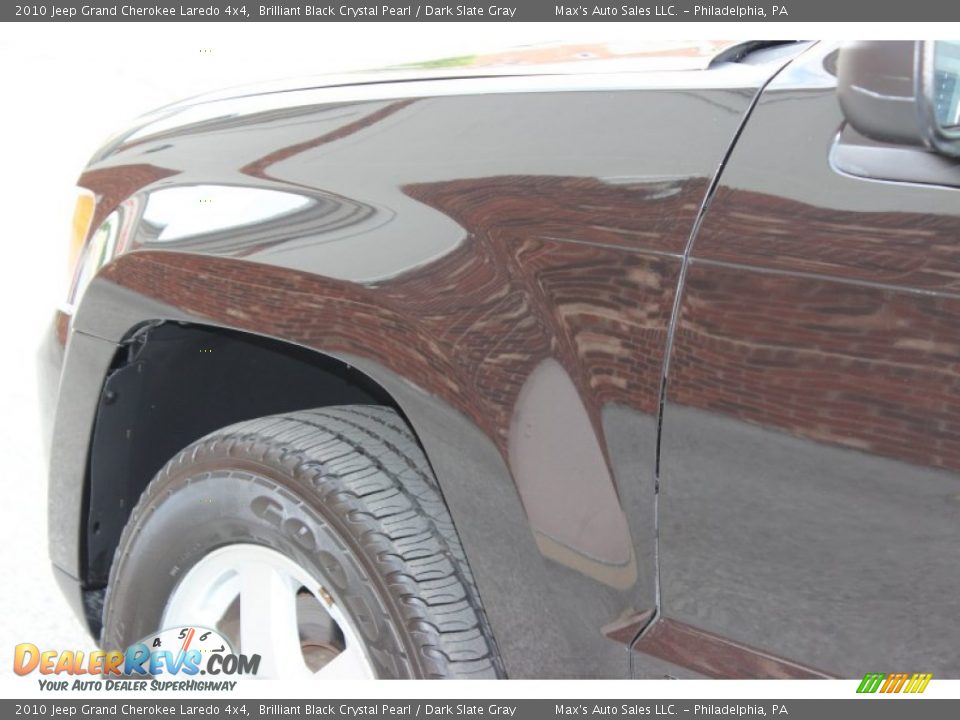 2010 Jeep Grand Cherokee Laredo 4x4 Brilliant Black Crystal Pearl / Dark Slate Gray Photo #13