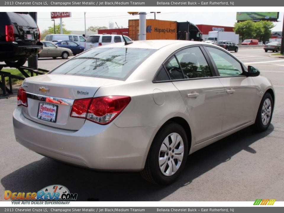 2013 Chevrolet Cruze LS Champagne Silver Metallic / Jet Black/Medium Titanium Photo #4