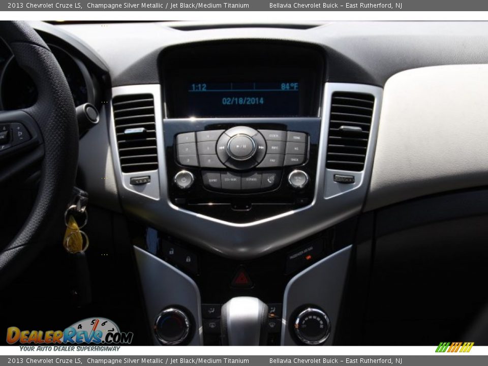 2013 Chevrolet Cruze LS Champagne Silver Metallic / Jet Black/Medium Titanium Photo #9