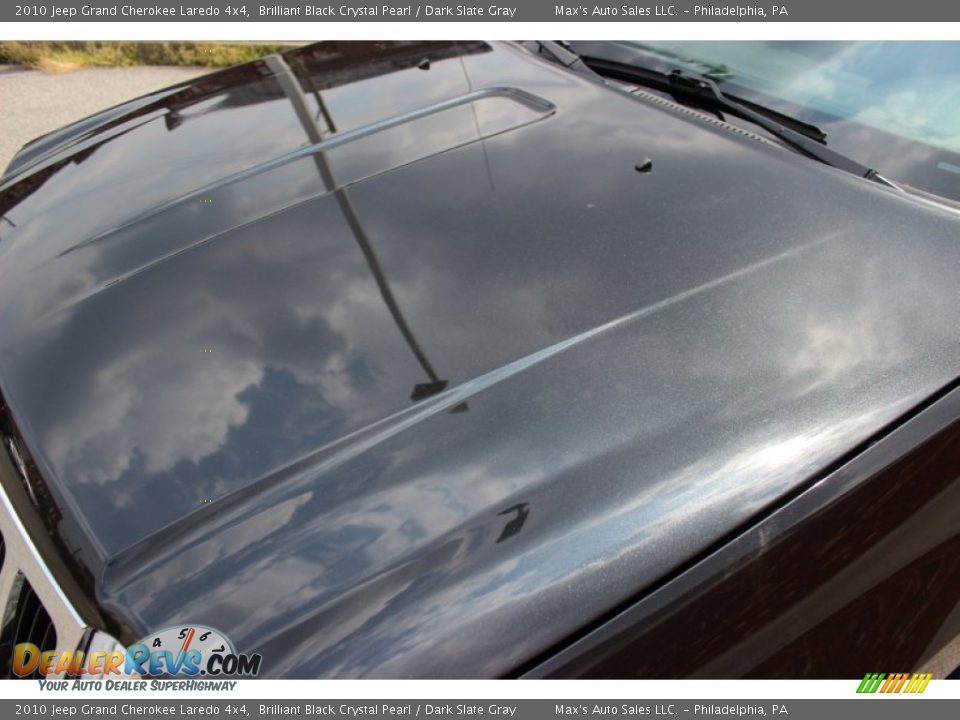 2010 Jeep Grand Cherokee Laredo 4x4 Brilliant Black Crystal Pearl / Dark Slate Gray Photo #28