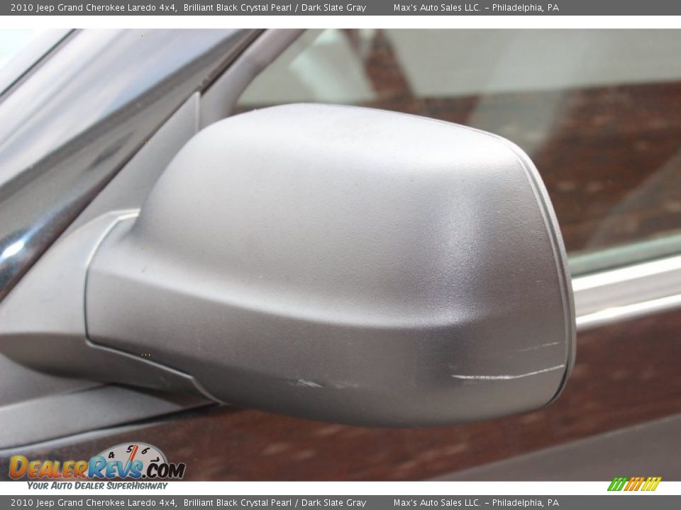2010 Jeep Grand Cherokee Laredo 4x4 Brilliant Black Crystal Pearl / Dark Slate Gray Photo #29