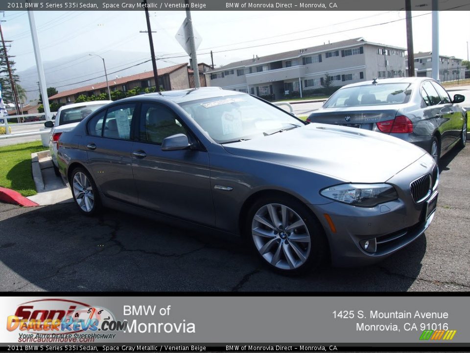 2011 BMW 5 Series 535i Sedan Space Gray Metallic / Venetian Beige Photo #1