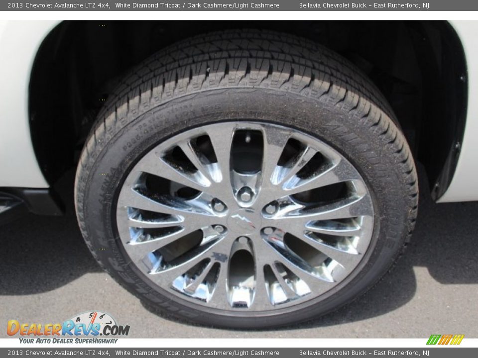2013 Chevrolet Avalanche LTZ 4x4 White Diamond Tricoat / Dark Cashmere/Light Cashmere Photo #12