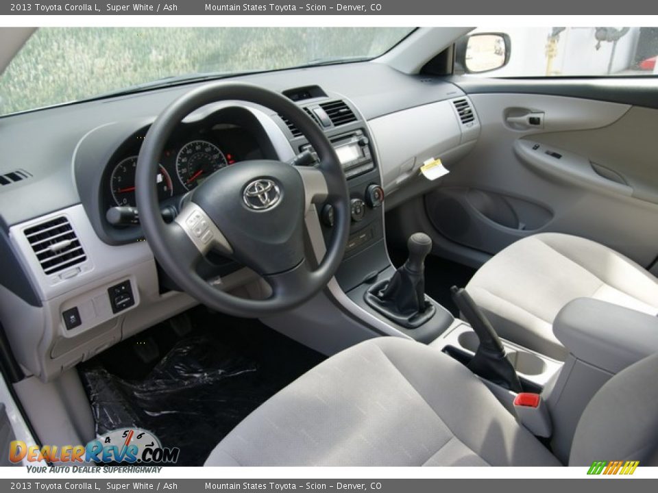 2013 Toyota Corolla L Super White / Ash Photo #5