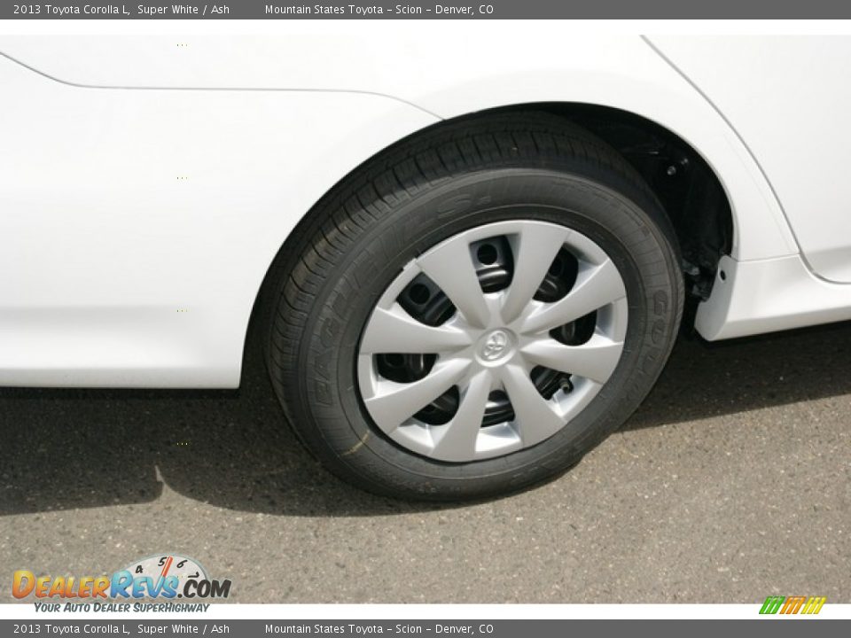 2013 Toyota Corolla L Super White / Ash Photo #9