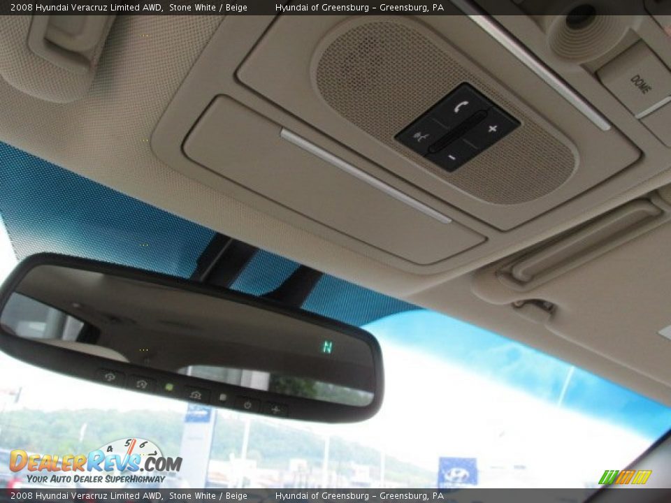 2008 Hyundai Veracruz Limited AWD Stone White / Beige Photo #18