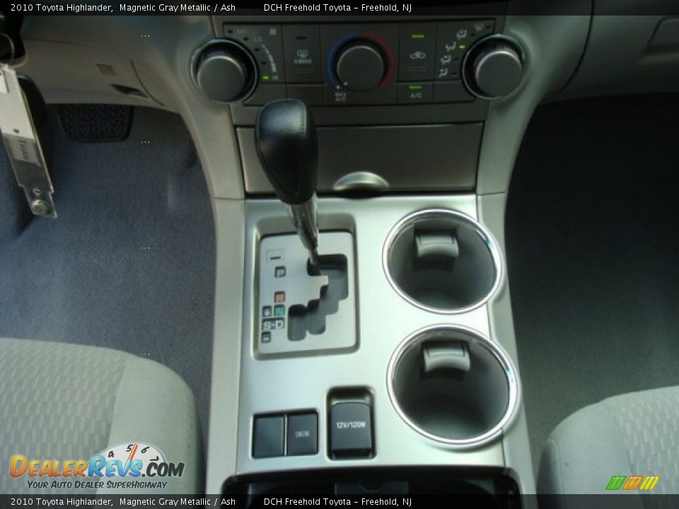 2010 Toyota Highlander Magnetic Gray Metallic / Ash Photo #18