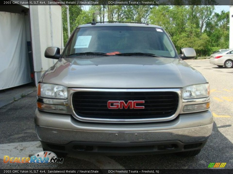 2003 GMC Yukon XL SLT 4x4 Sandalwood Metallic / Neutral/Shale Photo #2