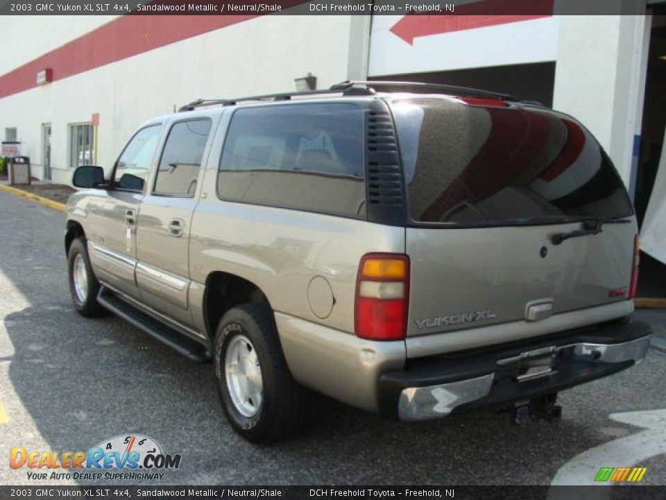 2003 GMC Yukon XL SLT 4x4 Sandalwood Metallic / Neutral/Shale Photo #4
