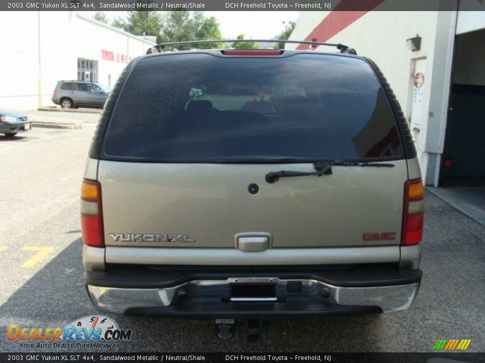 2003 GMC Yukon XL SLT 4x4 Sandalwood Metallic / Neutral/Shale Photo #5
