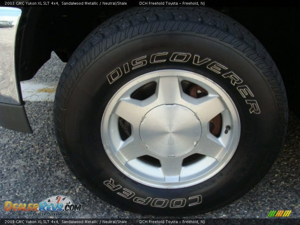 2003 GMC Yukon XL SLT 4x4 Sandalwood Metallic / Neutral/Shale Photo #8