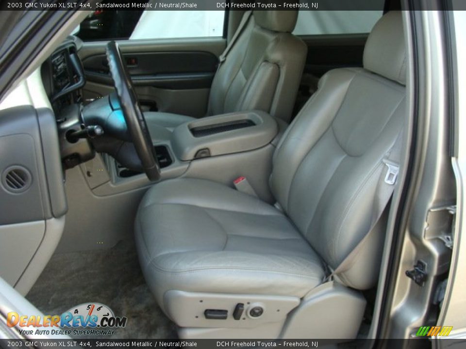 2003 GMC Yukon XL SLT 4x4 Sandalwood Metallic / Neutral/Shale Photo #13