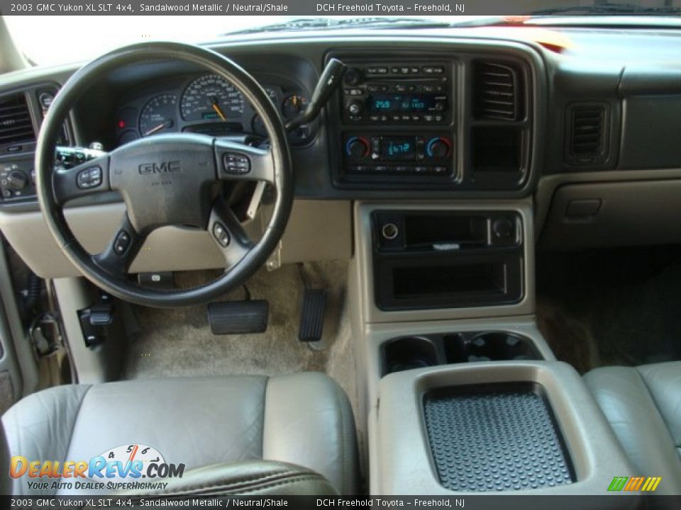 2003 GMC Yukon XL SLT 4x4 Sandalwood Metallic / Neutral/Shale Photo #16