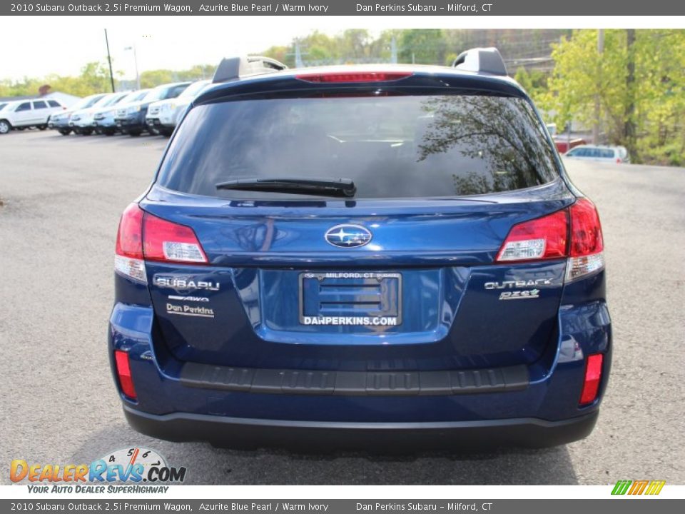 2010 Subaru Outback 2.5i Premium Wagon Azurite Blue Pearl / Warm Ivory Photo #7