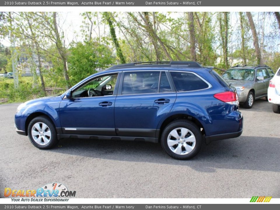 2010 Subaru Outback 2.5i Premium Wagon Azurite Blue Pearl / Warm Ivory Photo #11