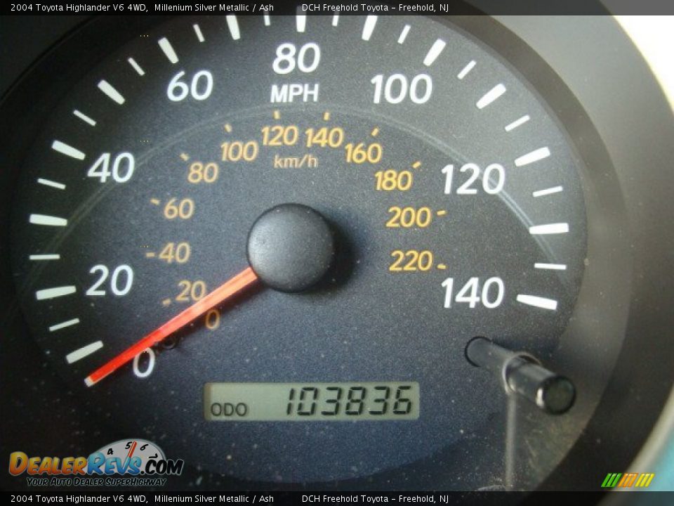 2004 Toyota Highlander V6 4WD Millenium Silver Metallic / Ash Photo #18