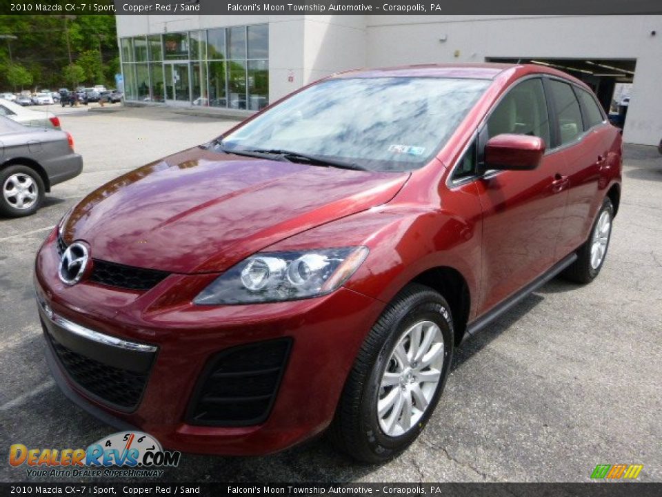 Front 3/4 View of 2010 Mazda CX-7 i Sport Photo #6