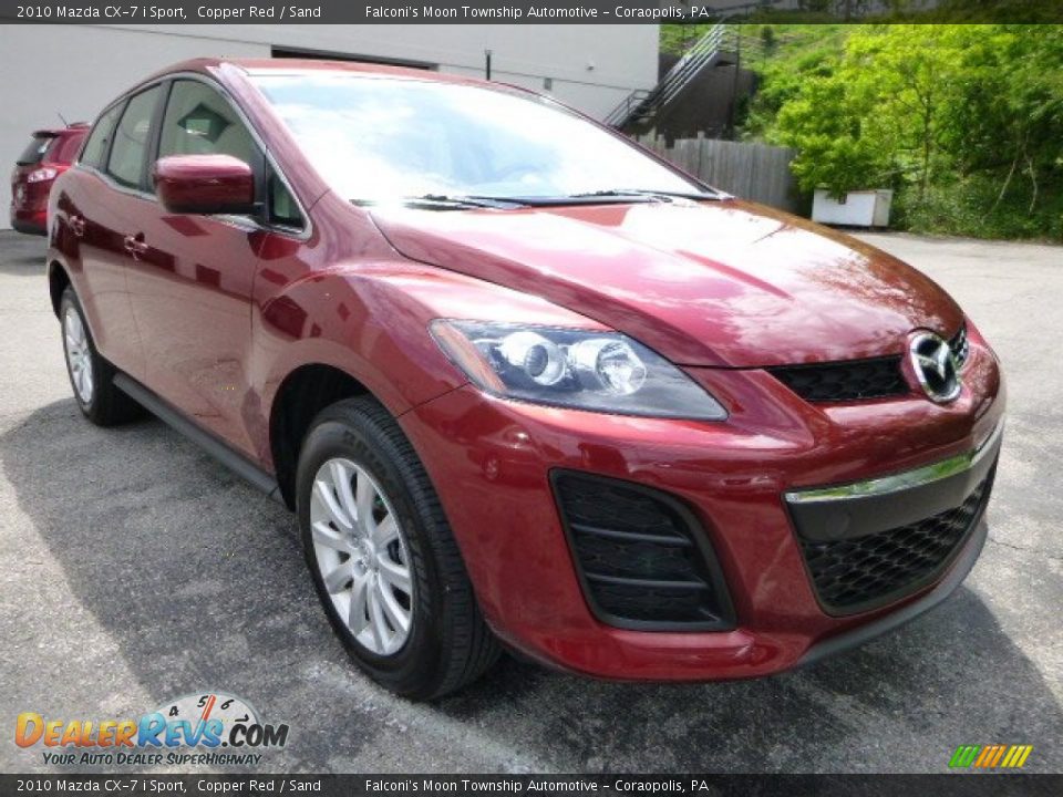 Front 3/4 View of 2010 Mazda CX-7 i Sport Photo #8