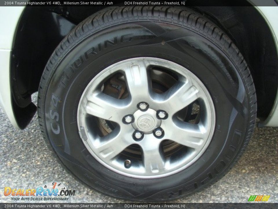 2004 Toyota Highlander V6 4WD Millenium Silver Metallic / Ash Photo #30