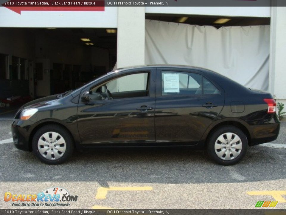 2010 Toyota Yaris Sedan Black Sand Pearl / Bisque Photo #3