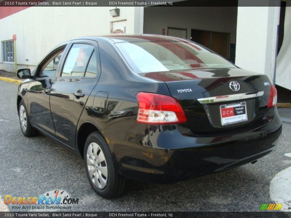2010 Toyota Yaris Sedan Black Sand Pearl / Bisque Photo #4