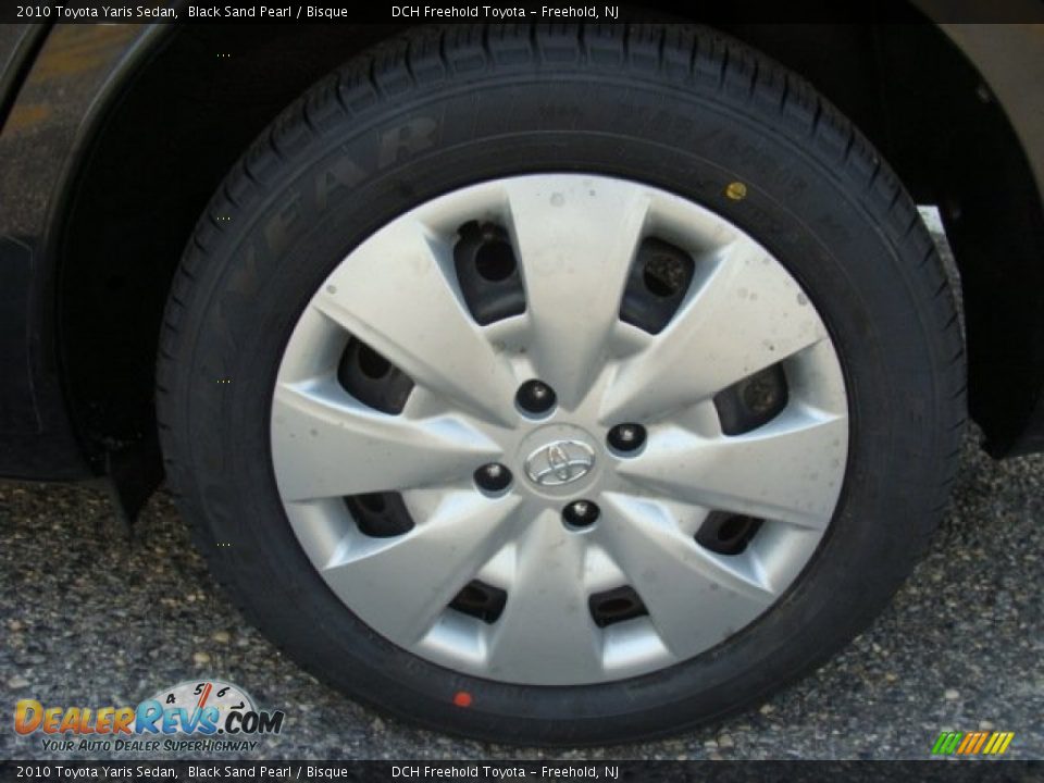 2010 Toyota Yaris Sedan Black Sand Pearl / Bisque Photo #7