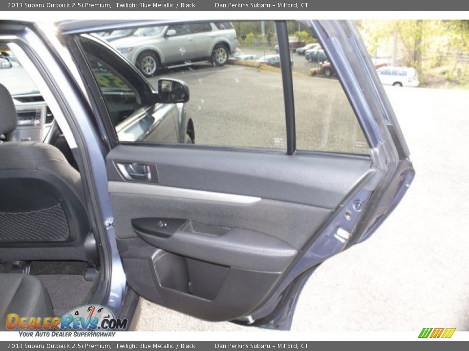 2013 Subaru Outback 2.5i Premium Twilight Blue Metallic / Black Photo #17