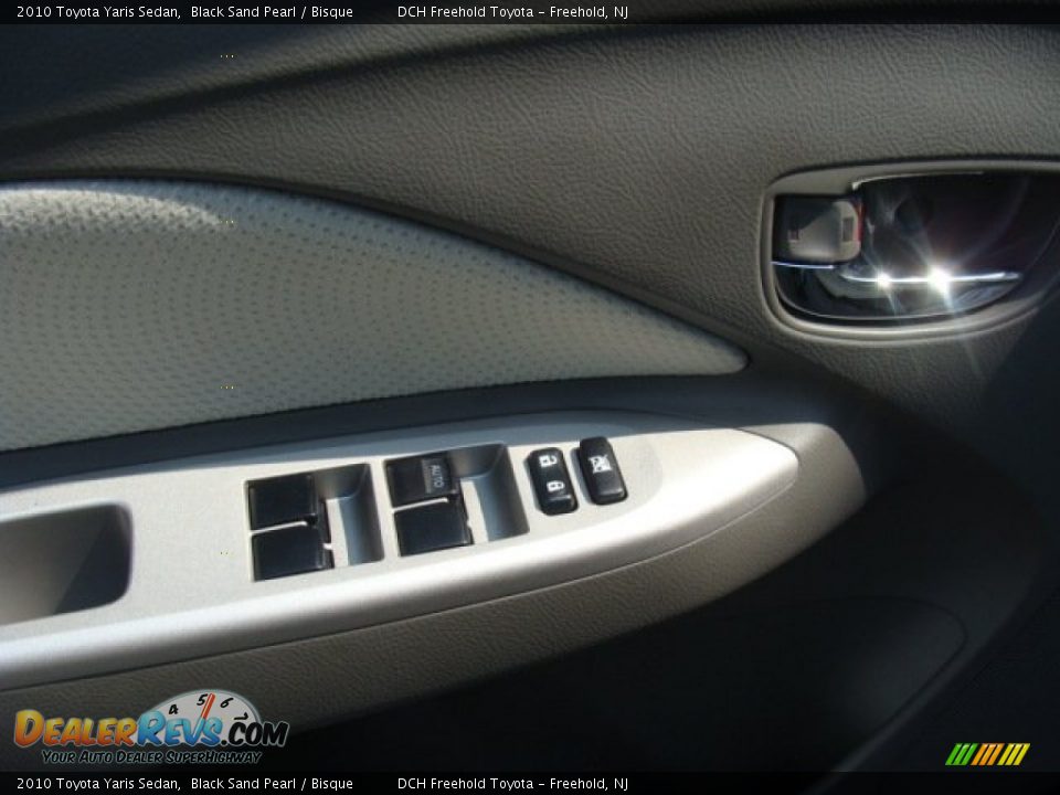 2010 Toyota Yaris Sedan Black Sand Pearl / Bisque Photo #10