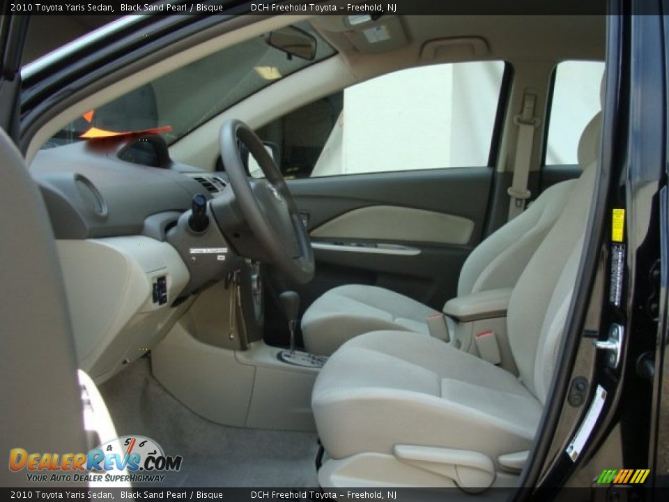 2010 Toyota Yaris Sedan Black Sand Pearl / Bisque Photo #12