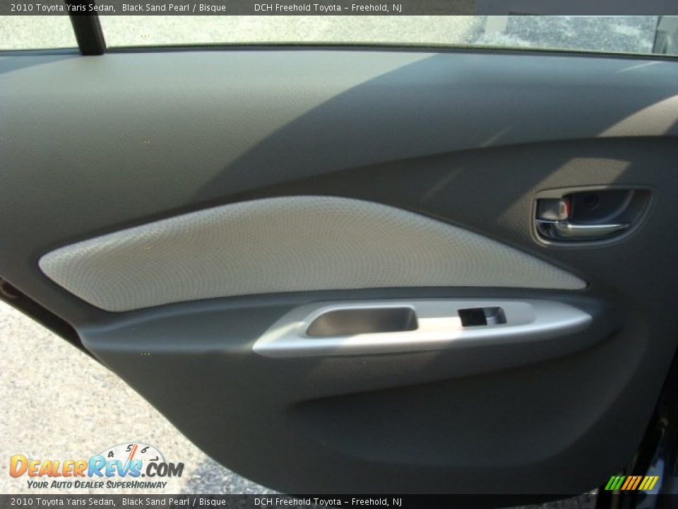 2010 Toyota Yaris Sedan Black Sand Pearl / Bisque Photo #20