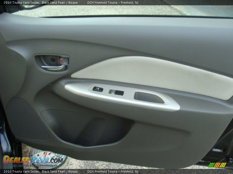 2010 Toyota Yaris Sedan Black Sand Pearl / Bisque Photo #25