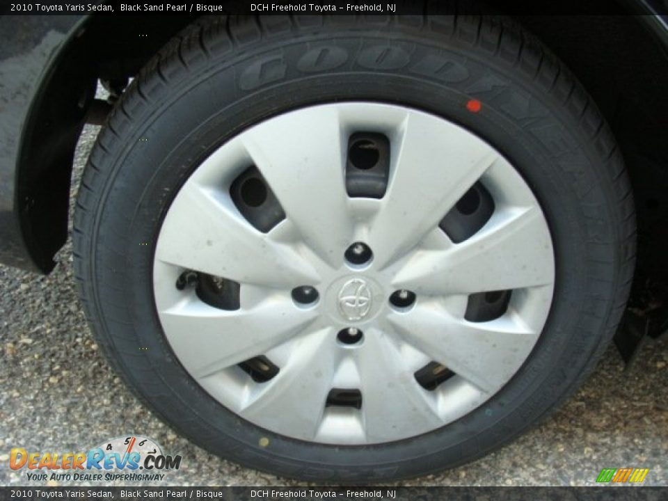 2010 Toyota Yaris Sedan Black Sand Pearl / Bisque Photo #28