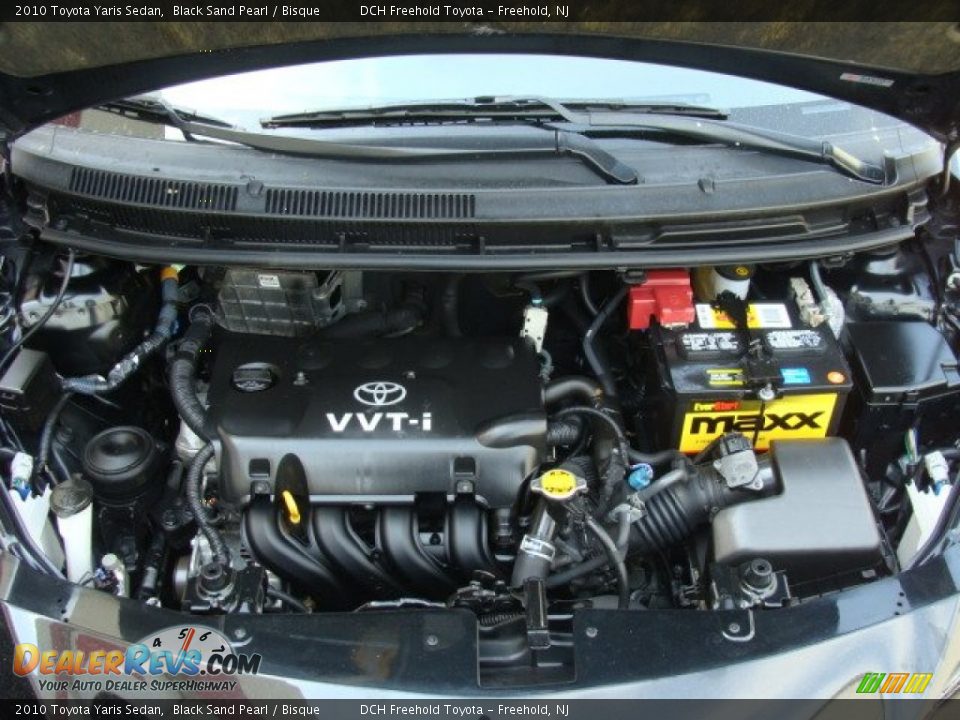 2010 Toyota Yaris Sedan Black Sand Pearl / Bisque Photo #30