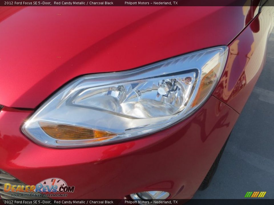 2012 Ford Focus SE 5-Door Red Candy Metallic / Charcoal Black Photo #10