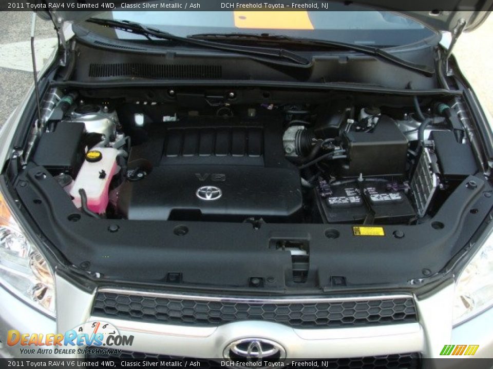 2011 Toyota RAV4 V6 Limited 4WD Classic Silver Metallic / Ash Photo #31