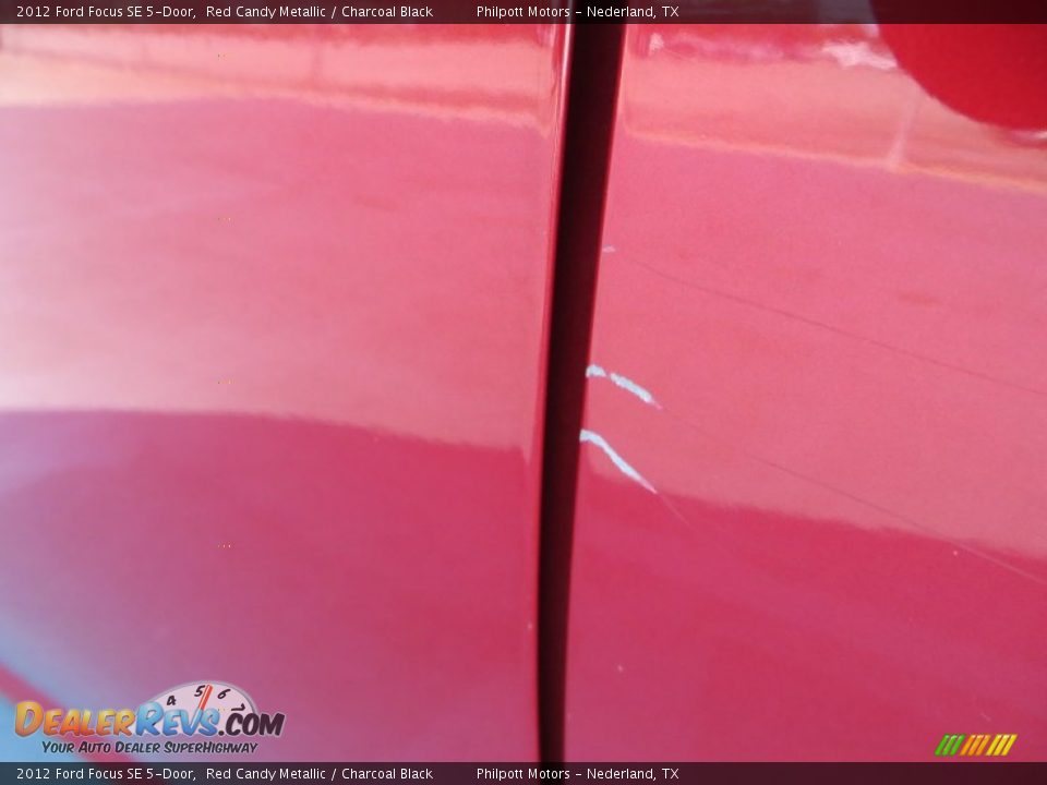 2012 Ford Focus SE 5-Door Red Candy Metallic / Charcoal Black Photo #25