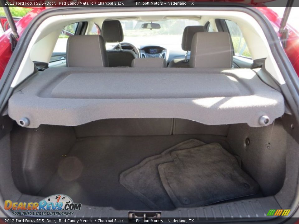 2012 Ford Focus SE 5-Door Red Candy Metallic / Charcoal Black Photo #32