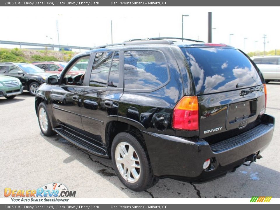 2006 GMC Envoy Denali 4x4 Black Onyx / Ebony Black Photo #10