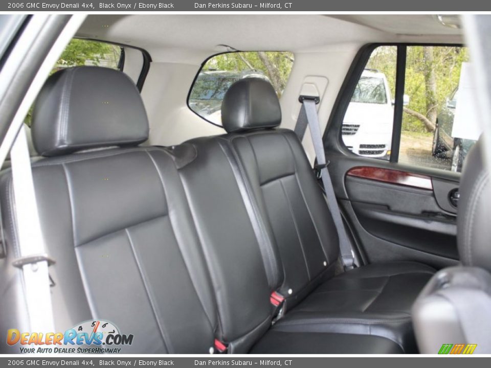 2006 GMC Envoy Denali 4x4 Black Onyx / Ebony Black Photo #12